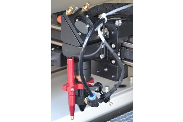 Лазер Cormak CO2 LC1612Z