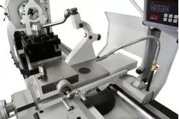 Універсальний токарний верстат CORMAK GOLIAT 660x4000 2