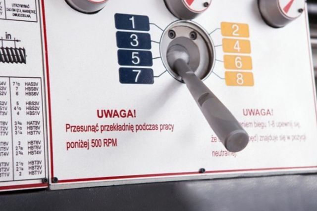 Універсальний токарний верстат CORMAK 410x1000