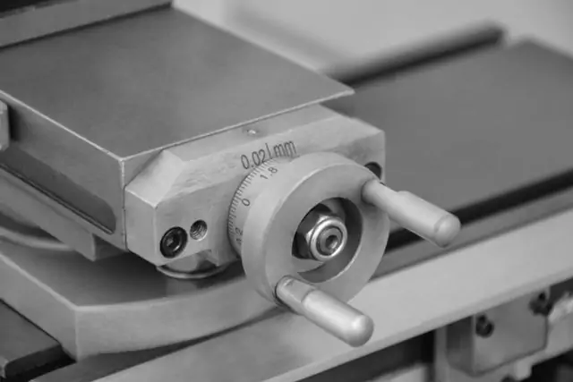 Универсальный токарный станок CORMAK 310x900 (TU3109V) 2