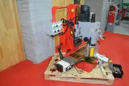 Фрезерный станок Holzmann BF50DIG_400V 2