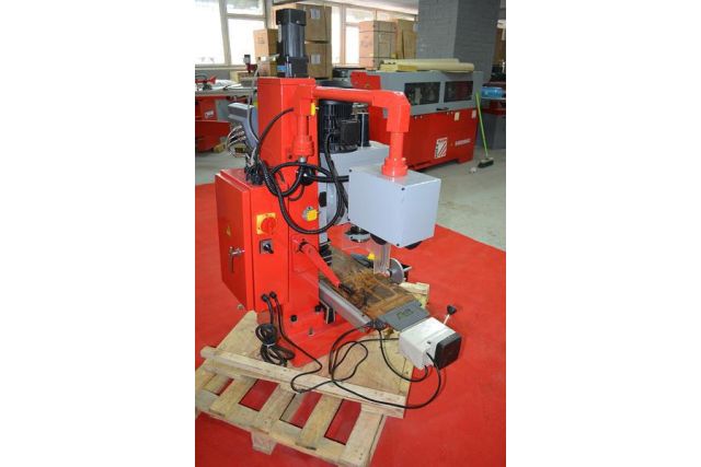 Фрезерный станок Holzmann BF50DIG_400V