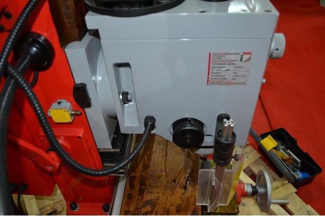 Фрезерный станок Holzmann BF50DIG_400V