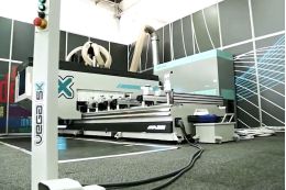 5-ти осевой обрабатывающий центр с ЧПУ AES VEGA 5X 1632