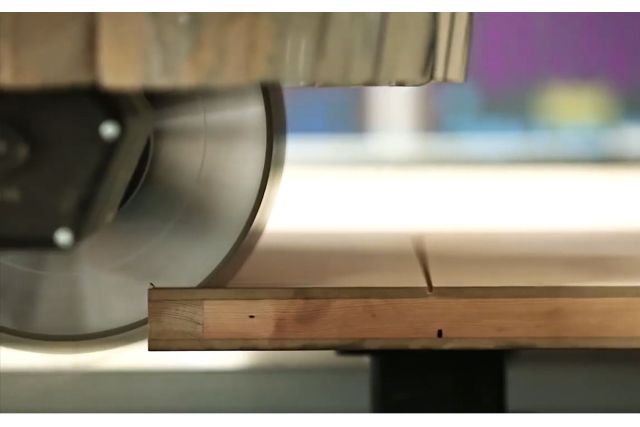 5-ти осьовий обробний центр з ЧПУ AES VEGA 5X 1632