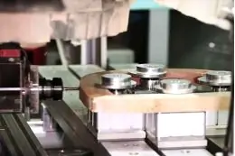 5-ти осевой обрабатывающий центр с ЧПУ AES VEGA 5X 1632 23