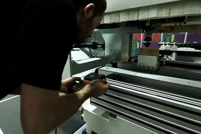 5-ти осевой обрабатывающий центр с ЧПУ AES VEGA...