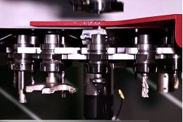 5-ти осевой обрабатывающий центр с ЧПУ AES VEGA 5X 1632