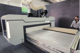 Фрезерный станок с ЧПУ AES RAPTOR ULTRA 1632