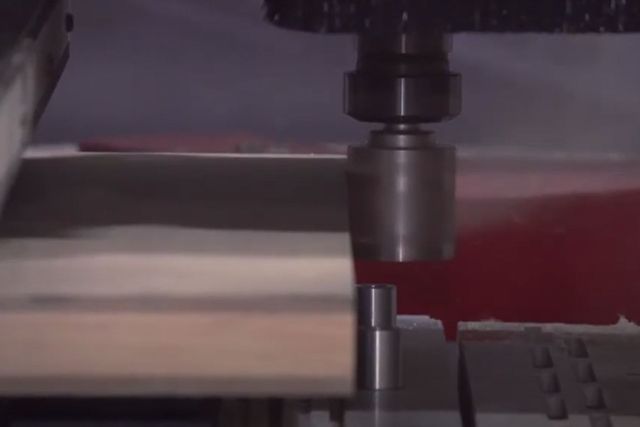 Фрезерний верстат з ЧПУ AES RAPTOR ULTRA 2142