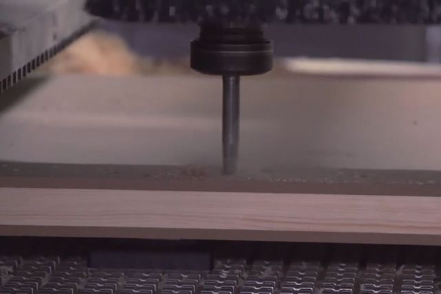 Фрезерний верстат з ЧПУ AES RAPTOR ULTRA LINE 2128