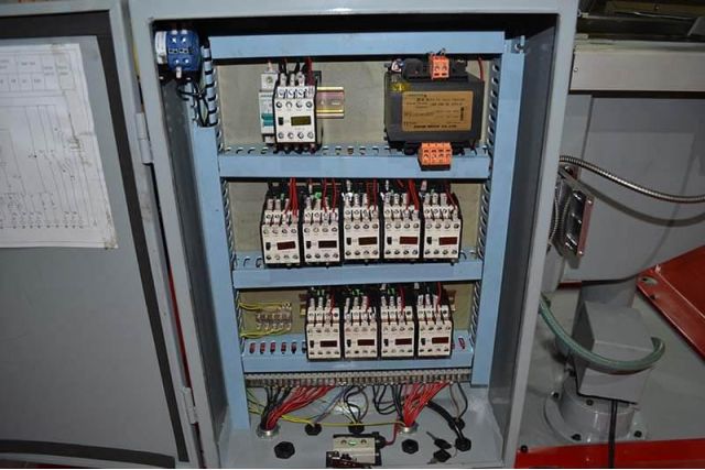 Фрезерний верстат Hozmann BF 600D