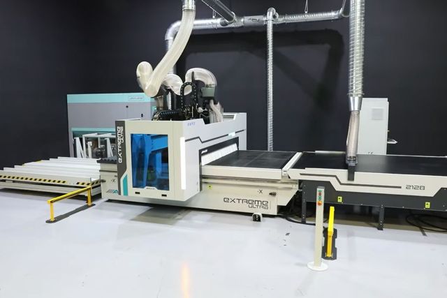 Фрезерний верстат з ЧПК AES EXTREME LINE 2142