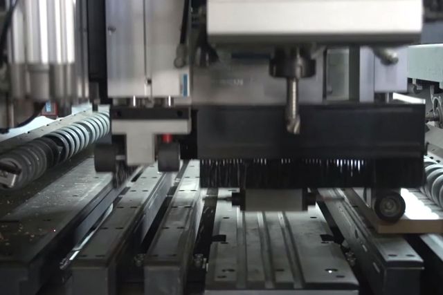 Свердлильно-присадочний верстат з ЧПК AES GO! 1300