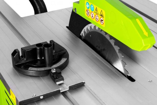 Циркулярная пила Zipper ZI-FKS250