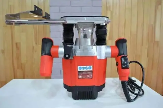 Ручний фрезерний верстат Holzmann OBF 1200 3