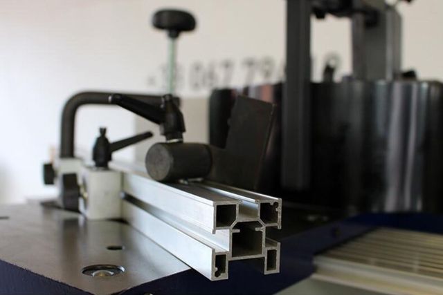 Фрезерний верстат CORMAK SH-30 380 В