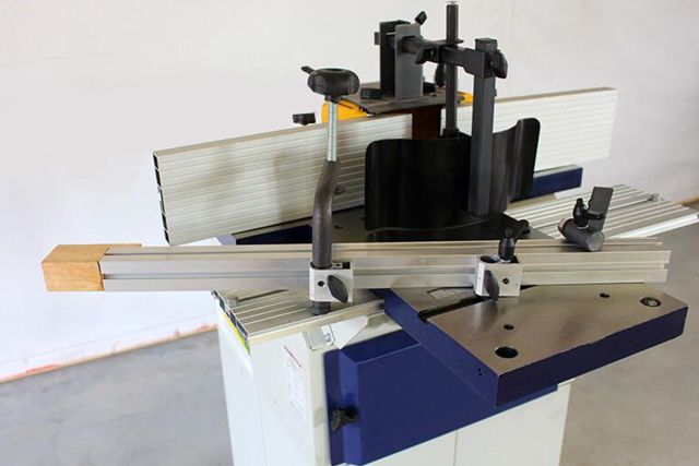 Фрезерный станок CORMAK SH-30 380 В