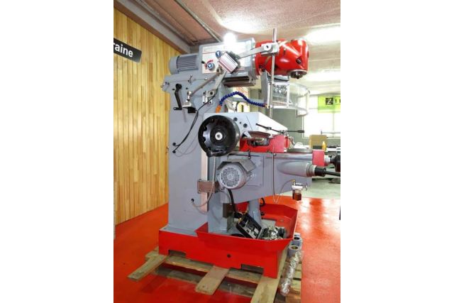 Фрезерный станок Holzmann BF 700