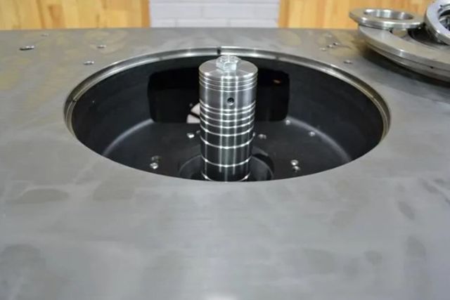 Фрезерный станок по дереву Robland T 120 TS