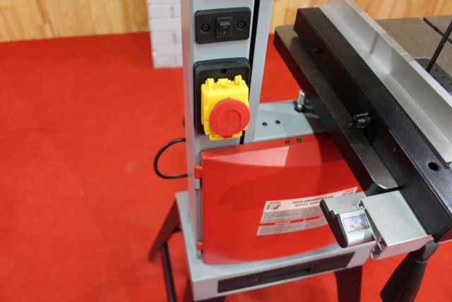 Стрічкова пила Holzmann HBS 245HQ