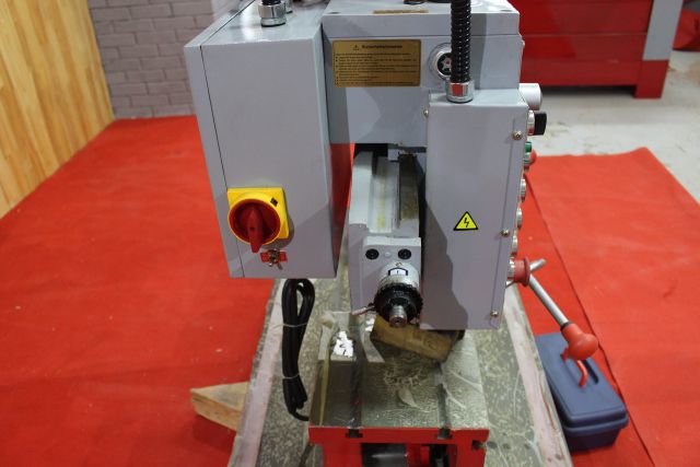 Радиально-сверлильный станок по металлу Ноlzmann Z3032X7P