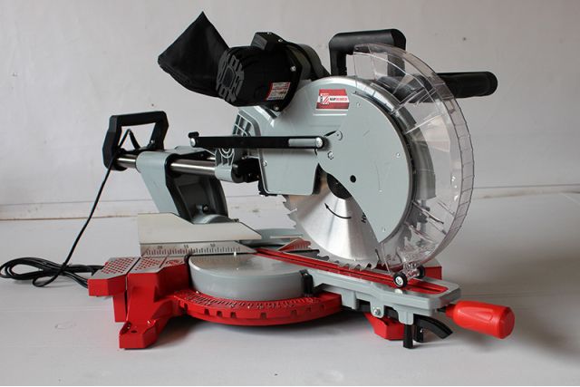 Торцовочная пила Holzmann KAP 305ECO