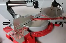 Торцювальна пила Holzmann KAP 305ECO 8