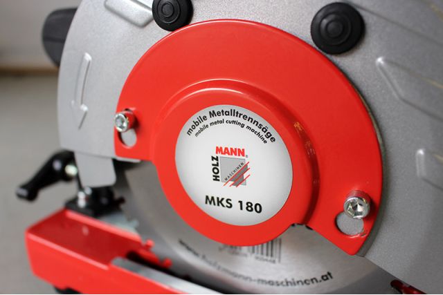 Дисковая пила по металлу Holzmann MKS 180