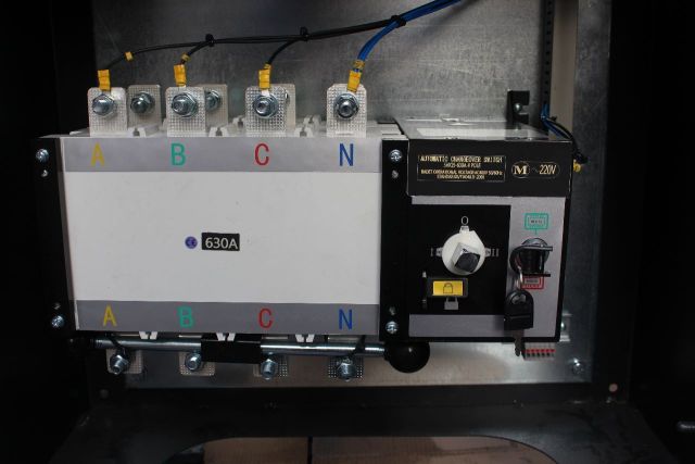 Дизельний генератор UNIVERSAL UND-BD 250 KVA