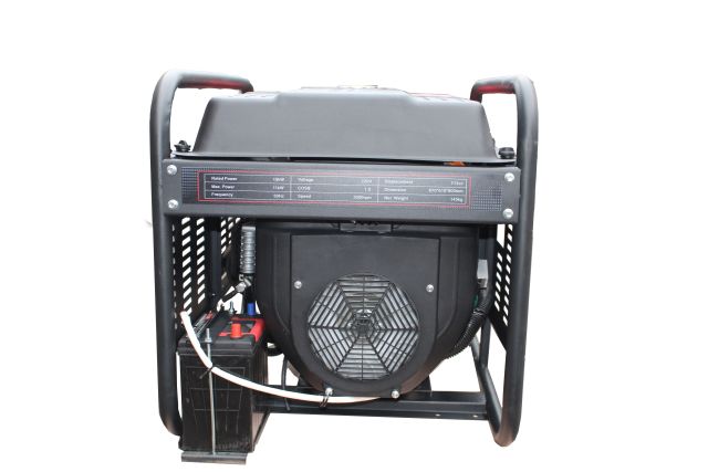 Бензиновый генератор MAST GROUP YH13000