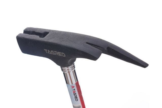 Молоток столярний, монолітний TAGRED TA1431