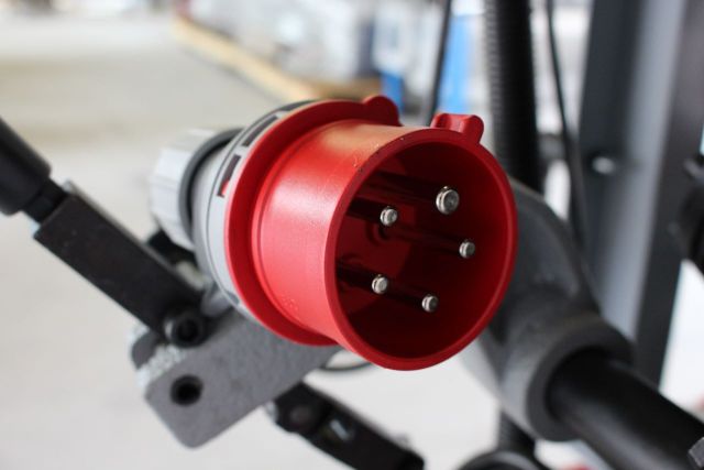 Ленточная пила по металлу Holzmann BS 320TOP