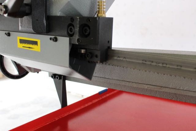 Ленточная пила по металлу Holzmann BS 320TOP