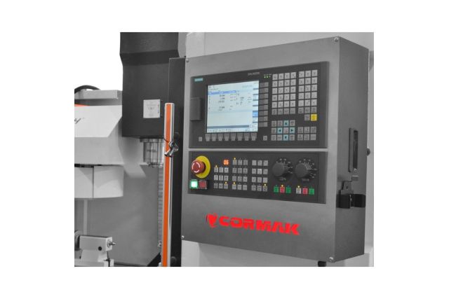 Обробний центр з ЧПК Cormak MILL 500 - 4 осі