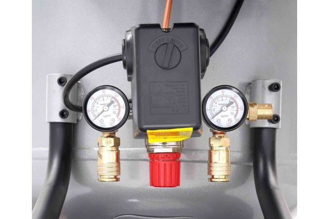 Компрессор масляный трехцилиндровый TAGRED TA307B