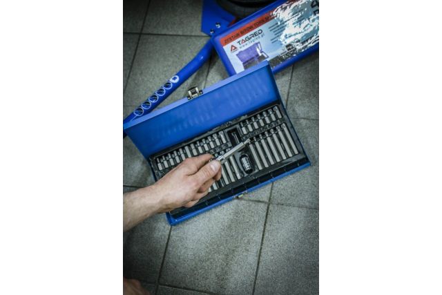 Набір торцевих, шліцьових та шестигранних...