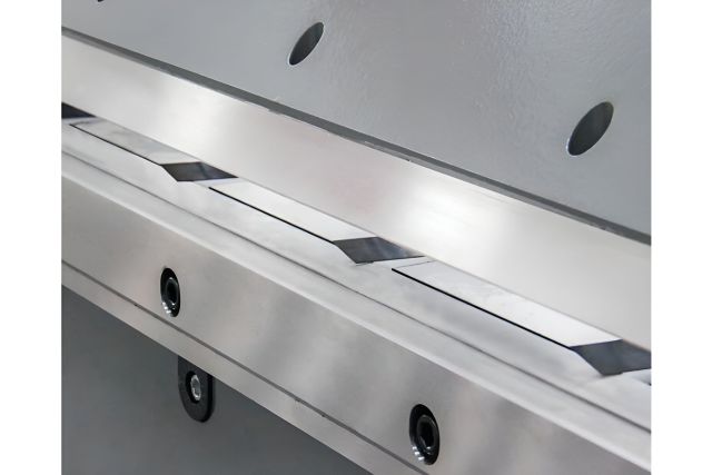 Листозгинальний верстат з ЧПК TTMC TFM 3100х2E