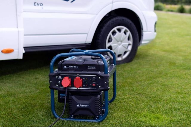 Інверторний генератор TAGRED TA2400INW