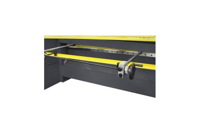 Механічні гільйотинні ножиці CORMAK 3x2050