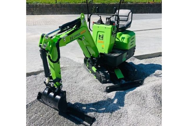 Міні-екскаватор Zipper ZI-MBGS600