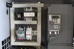 Винтовой компрессор с инвертором CORMAK THEOR 30 -10 7