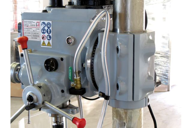 Сверлильно-фрезерний станок Holzmann ZS 50APS