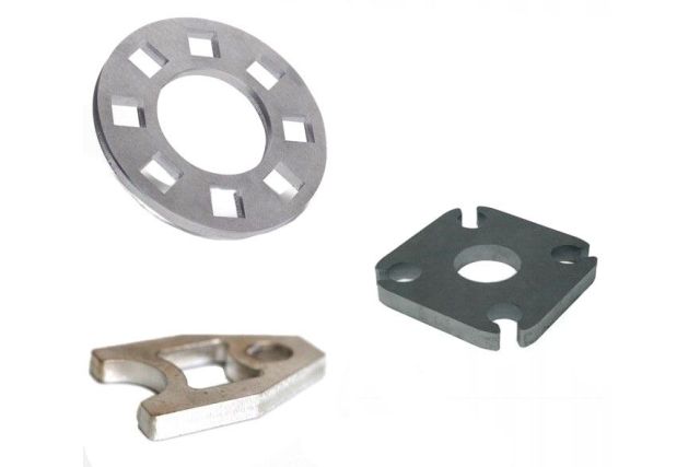 Лазерний верстат з ЧПК Cormak FIBER LF3015GA