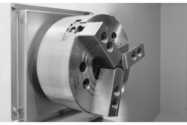 Токарний верстат з ЧПУ Cormak 320x500 SAM6