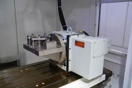 Обробний центр з ЧПУ CORMAK MILL 1040