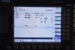 Токарный станок с ЧПУ Cormak 500x1000