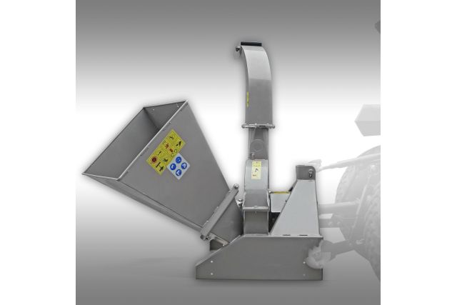 Тракторный измельчитель с гидравлической...