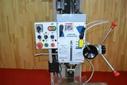 Сверлильно-фрезерный станок Holzmann ZX 40PC 5