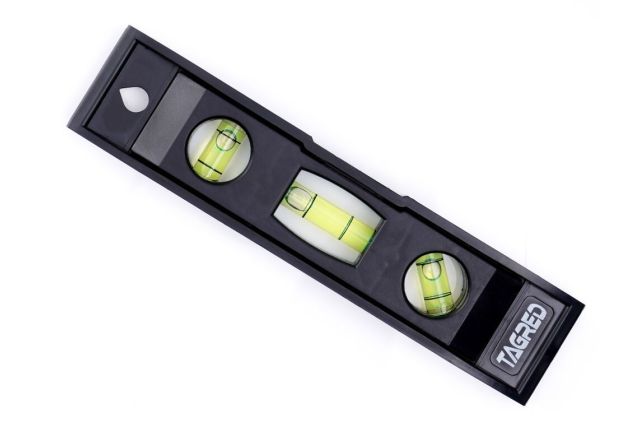 Магнітний рівень TAGRED TA4135